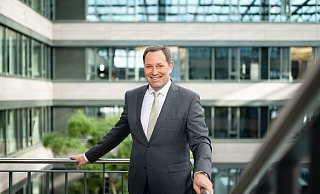 Jan-Hendrik Mohr ist ab April neuer Geschäftsführer der Claas-Gruppe. - dpa Jan-Hendrik Mohr ist ab April neuer Geschäftsführer der Claas-Gruppe. - dpa