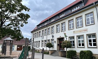 Die Astrid-Lindgren-Schule in Salzkotten hat „emotionale und soziale Entwicklung“ als Förderschwerpunkt. Weil eine nötige Erweiterung des Gebäudes schwierig ist, könnte dieser Standort aufgegeben werden. - Carola Drabon Die Astrid-Lindgren-Schule in Salzkotten hat „emotionale und soziale Entwicklung“ als Förderschwerpunkt. Weil eine nötige Erweiterung des Gebäudes schwierig ist, könnte dieser Standort aufgegeben werden. - Carola Drabon