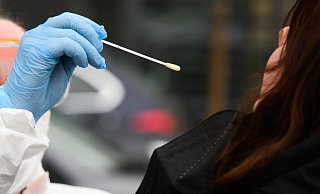 Die Corona-Zahlen steigen auch im Kreis Gütersloh wieder an. - picture alliance/dpa Die Corona-Zahlen steigen auch im Kreis Gütersloh wieder an. - picture alliance/dpa