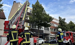 Die Feuerwehr war am Montagabend an der Eickhoffstraße in Gütersloh im Einsatz. - Patrick Menzel Die Feuerwehr war am Montagabend an der Eickhoffstraße in Gütersloh im Einsatz. - Patrick Menzel