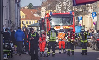 Großeinsatz der Feuerwehr im Bielefelder Westen. - Paul Brinkmann Großeinsatz der Feuerwehr im Bielefelder Westen. - Paul Brinkmann