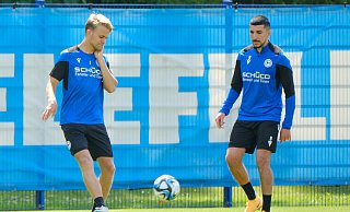 Nicklas Shipnoski (l.) und Nassim Boujellab konnten die in sie gesetzten Erwartungen bei Arminia Bielefeld bislang nicht erfüllen. - Andreas Zobe Nicklas Shipnoski (l.) und Nassim Boujellab konnten die in sie gesetzten Erwartungen bei Arminia Bielefeld bislang nicht erfüllen. - Andreas Zobe