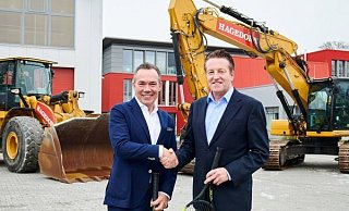 Thomas Hagedorn (links), geschäftsführender Gesellschafter der Hagedorn Unternehmensgruppe, und Turnierdirektor Ralf Weber freuen sich über die neue Partnerschaft. - Hagedorn Thomas Hagedorn (links), geschäftsführender Gesellschafter der Hagedorn Unternehmensgruppe, und Turnierdirektor Ralf Weber freuen sich über die neue Partnerschaft. - Hagedorn