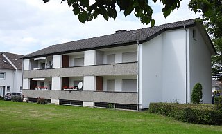 Blick auf das Gebäude am Luisenweg, hier die Ansicht von der Simonstraße aus. - Schützen Salzkotten Blick auf das Gebäude am Luisenweg, hier die Ansicht von der Simonstraße aus. - Schützen Salzkotten