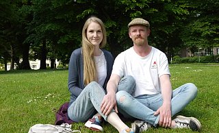 Für Dominika Kluth und Patrick Richter aus Paderborn ist der Paderauenpark mehrmals wöchentlich ein Ort der Erholung. - Lisa Richter Für Dominika Kluth und Patrick Richter aus Paderborn ist der Paderauenpark mehrmals wöchentlich ein Ort der Erholung. - Lisa Richter