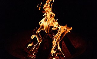 Mit einem Lagerfeuer haben viele Landwirte am Montag im Kreis Herford demonstriert. - (Symbolbild): Pixabay Mit einem Lagerfeuer haben viele Landwirte am Montag im Kreis Herford demonstriert. - (Symbolbild): Pixabay
