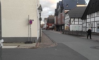 Wird die Grubestraße in Höxter zwischen Einmündung Wallstraße und Einmündung Nicolaistraße zur Einbahnstraße? - Svenja Ludwig Wird die Grubestraße in Höxter zwischen Einmündung Wallstraße und Einmündung Nicolaistraße zur Einbahnstraße? - Svenja Ludwig