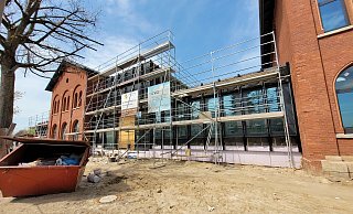 Der Bünder Bahnhof ist im April 2022 noch immer eine Baustelle. - Florian Weyand Der Bünder Bahnhof ist im April 2022 noch immer eine Baustelle. - Florian Weyand