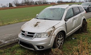 Dieser Fiat überschlug sich bei dem Unfall. - Polizei Minden-Lübbecke Dieser Fiat überschlug sich bei dem Unfall. - Polizei Minden-Lübbecke