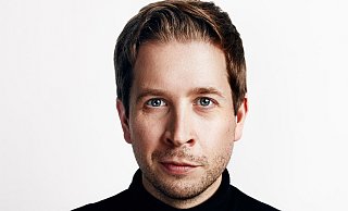 SPD-Politiker Kevin Kühnert spricht auf dem Paderborner Rathausplatz. - www.maximilian-koenig.com SPD-Politiker Kevin Kühnert spricht auf dem Paderborner Rathausplatz. - www.maximilian-koenig.com