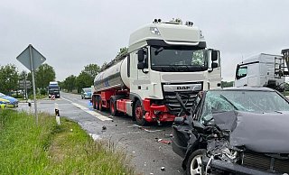 An der Abfahrt Bergheim auf der Ostwestfalenstraße ist es erneut zu einem schweren Unfall gekommen - obwohl hier jetzt Tempo 50 gilt. - Feuerwehr Steinheim An der Abfahrt Bergheim auf der Ostwestfalenstraße ist es erneut zu einem schweren Unfall gekommen - obwohl hier jetzt Tempo 50 gilt. - Feuerwehr Steinheim