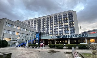 Nachdem Klinikumsvorstand Peter Hutmacher bekannt gegeben hat, seinen Vertrag nicht verlängern zu wollen, will jetzt auch Vorständin Maren Thäter die Kreiskliniken verlassen. - Natalie Gottwald Nachdem Klinikumsvorstand Peter Hutmacher bekannt gegeben hat, seinen Vertrag nicht verlängern zu wollen, will jetzt auch Vorständin Maren Thäter die Kreiskliniken verlassen. - Natalie Gottwald