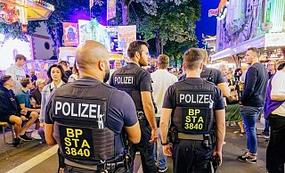 Die Paderborner Polizei will dazu beitragen, dass die Menschen ein friedliches Libori-Fest feiern können. - Besim Mazhiqi Die Paderborner Polizei will dazu beitragen, dass die Menschen ein friedliches Libori-Fest feiern können. - Besim Mazhiqi