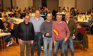 Über die Resonanz der Wagenbauer freuen sich die Umzugs-Organisatoren (v.l.) Dirk Meier, Matthias Schmertmann, Dominik Schilling, Josef Donhof und Johannes Westerhorstmann. - Regina Brucksch Über die Resonanz der Wagenbauer freuen sich die Umzugs-Organisatoren (v.l.) Dirk Meier, Matthias Schmertmann, Dominik Schilling, Josef Donhof und Johannes Westerhorstmann. - Regina Brucksch