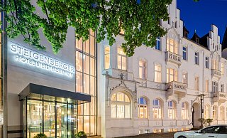 Der Bielefelder Hof hat den Anspruch, das erste Haus am Platze zu sein. - Steigenberger Der Bielefelder Hof hat den Anspruch, das erste Haus am Platze zu sein. - Steigenberger