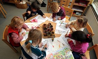 Die Feststellung der Sprachentwicklung von Kita-Kindern obliegt der Kindertageseinrichtung. - picture-alliance/dpa Die Feststellung der Sprachentwicklung von Kita-Kindern obliegt der Kindertageseinrichtung. - picture-alliance/dpa