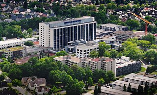 An der Spitze der Kreiskliniken Herford-Bünde steht ein Wechsel bevor, weil Geschäftsführer Peter Hutmacher seinen Vertrag nicht verlängert. - Gerald Dunkel An der Spitze der Kreiskliniken Herford-Bünde steht ein Wechsel bevor, weil Geschäftsführer Peter Hutmacher seinen Vertrag nicht verlängert. - Gerald Dunkel