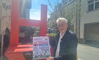 Nach vierjähriger Pause ist die Seniorenmesse zurück in Höxter. Organisator Manfred Jouliet hat wieder vielfältige Aussteller vorzuweisen. - Yannick Sonntag Nach vierjähriger Pause ist die Seniorenmesse zurück in Höxter. Organisator Manfred Jouliet hat wieder vielfältige Aussteller vorzuweisen. - Yannick Sonntag