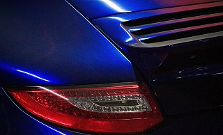Als der Porschefahrer in einer Kurve der Eckendorfer Straße in den Gegenverkehr geriet, kam ihm zum Glück kein Fahrzeug entgegen. - Symbolfoto: pexels Als der Porschefahrer in einer Kurve der Eckendorfer Straße in den Gegenverkehr geriet, kam ihm zum Glück kein Fahrzeug entgegen. - Symbolfoto: pexels