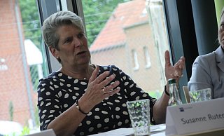 Susanne Rutenkröger hat sich bei der Industrie- und Handelskammer zu Bündes Zukunft geäußert. - WEyand Susanne Rutenkröger hat sich bei der Industrie- und Handelskammer zu Bündes Zukunft geäußert. - WEyand