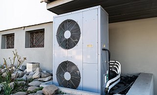 Die Bundesregierung favorisiert die Wärmepumpe. Doch wie sinnvoll ist der Einbau in Bestandesgebäuden, die schon einige Jahre auf dem Buckel haben? - DPA (Symbolfoto) Die Bundesregierung favorisiert die Wärmepumpe. Doch wie sinnvoll ist der Einbau in Bestandesgebäuden, die schon einige Jahre auf dem Buckel haben? - DPA (Symbolfoto)