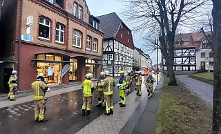 In Warburg sind am Freitagnachmittag Feuerwehr und Rettungsdienst wegen eines größeren Gasalarms ausgerückt. - Simone Flörke In Warburg sind am Freitagnachmittag Feuerwehr und Rettungsdienst wegen eines größeren Gasalarms ausgerückt. - Simone Flörke