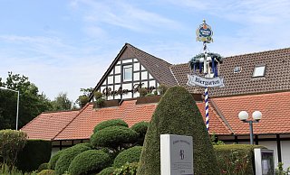Der Beckerkrug bekommt ein neues Konzept. Mit Grill-Abenden, italienischen Nächten, Frühstücksbrunch und mehr will das neue Team die Gäste begeistern. - Judith Gladow Der Beckerkrug bekommt ein neues Konzept. Mit Grill-Abenden, italienischen Nächten, Frühstücksbrunch und mehr will das neue Team die Gäste begeistern. - Judith Gladow