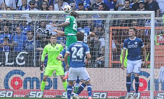 Beim Gegentreffer zum 0:1 war Arminia-Torwart Jonas Kersken machtlos. Der Keeper erwies sich erneut als starker Rückhalt für sein Team. - Oliver Krato Beim Gegentreffer zum 0:1 war Arminia-Torwart Jonas Kersken machtlos. Der Keeper erwies sich erneut als starker Rückhalt für sein Team. - Oliver Krato
