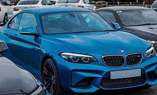 Der Bielefelder, den der Motorradpolizist anhielt, war mit einem BMW M2 wie diesem unterwegs. - Symbolfoto: pixabay / Creative Commons Der Bielefelder, den der Motorradpolizist anhielt, war mit einem BMW M2 wie diesem unterwegs. - Symbolfoto: pixabay / Creative Commons