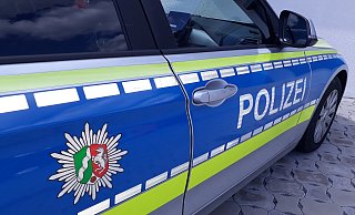 Die Polizei ermittelt und vernimmt die Beteiligten. - Simone Flörke Die Polizei ermittelt und vernimmt die Beteiligten. - Simone Flörke