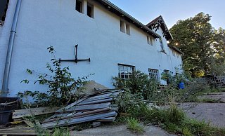 Die ehemalige Kult-Gaststätte ist mittlerweile ziemlich verfallen. Jetzt hat sie eine neue Besitzerin. - Florian Weyand Die ehemalige Kult-Gaststätte ist mittlerweile ziemlich verfallen. Jetzt hat sie eine neue Besitzerin. - Florian Weyand