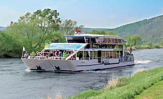 Die "Hessen" wird ab März häufiger auf der Weser bei Beverungen zu sehen sein. - © Bad Karlshafen GmbH, T. 5672 999920, touristinfo@badkarlshafengmbh.de Die "Hessen" wird ab März häufiger auf der Weser bei Beverungen zu sehen sein. - © Bad Karlshafen GmbH, T. 5672 999920, touristinfo@badkarlshafengmbh.de