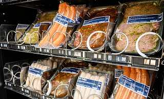 Meist rund um die Uhr können Kunden Fleisch und ähnliches an den entsprechenden Automaten bekommen. - Picture Alliance Meist rund um die Uhr können Kunden Fleisch und ähnliches an den entsprechenden Automaten bekommen. - Picture Alliance
