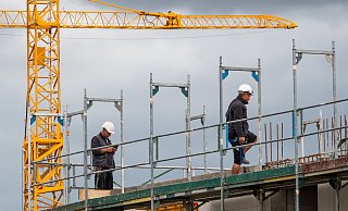 Gebäudesanierungen werden massiv zurückgefahren. Diverse Verbände fordern nun ein "Klimakonjunkturpaket". - Verwendung weltweit Gebäudesanierungen werden massiv zurückgefahren. Diverse Verbände fordern nun ein "Klimakonjunkturpaket". - Verwendung weltweit