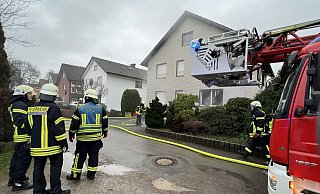 Die Feuerwehr war am Freitgamorgen nach Avenwedde ausgerückt. - Thorsten Heß Die Feuerwehr war am Freitgamorgen nach Avenwedde ausgerückt. - Thorsten Heß