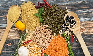Linsen sind ein wichtiger Nährstofflieferant bei einer vegetarischen Ernährung. Sie enthalten viele B-Vitamine und Mineralien wie Eisen. - Pixabay Linsen sind ein wichtiger Nährstofflieferant bei einer vegetarischen Ernährung. Sie enthalten viele B-Vitamine und Mineralien wie Eisen. - Pixabay