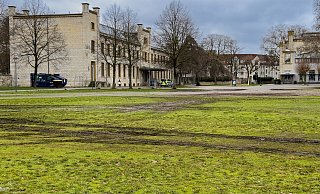 Der Ravensberger Park soll neu gestaltet werden. In die Hechelei (links) soll das Naturkundemuseum einziehen. - © Andreas Zobe Der Ravensberger Park soll neu gestaltet werden. In die Hechelei (links) soll das Naturkundemuseum einziehen. - © Andreas Zobe