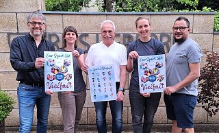 Stehen für die Kampagne "Der Sport lebt Vielfalt": Nils Wörmann (l.) und Co. - Kreissportbund Herford Stehen für die Kampagne "Der Sport lebt Vielfalt": Nils Wörmann (l.) und Co. - Kreissportbund Herford