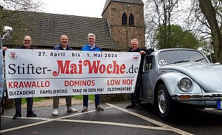 Dirk Stohlmann (v.l.), Mark Lückemeier, Philipp Hachmeister und Uwe Sczesni vom Orgateam freuen sich auf die Stift Quernheimer Maiwoche 2024. - Meiko Haselhorst Dirk Stohlmann (v.l.), Mark Lückemeier, Philipp Hachmeister und Uwe Sczesni vom Orgateam freuen sich auf die Stift Quernheimer Maiwoche 2024. - Meiko Haselhorst