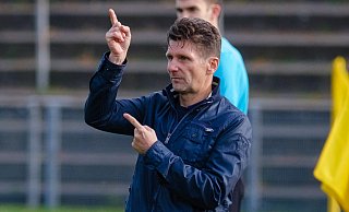 Jan Kubovic steht nicht mehr an der Seitenlinie bei Spielen der Bezirksligaelf des VfB Fichte. - Andreas Zobe Jan Kubovic steht nicht mehr an der Seitenlinie bei Spielen der Bezirksligaelf des VfB Fichte. - Andreas Zobe