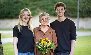 Britta Haßelmann (Mitte) freut sich mit den Sprechern des Grünen Kreisvorstandes Thies Wiemer und Sina Radert. - Oliver Krato Britta Haßelmann (Mitte) freut sich mit den Sprechern des Grünen Kreisvorstandes Thies Wiemer und Sina Radert. - Oliver Krato