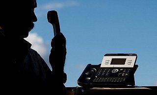 Die Welle von Betrugsversuchen am Telefon ebbt im Kreis Paderborn nicht ab. - Symbolbild: picture alliance / dpa Die Welle von Betrugsversuchen am Telefon ebbt im Kreis Paderborn nicht ab. - Symbolbild: picture alliance / dpa