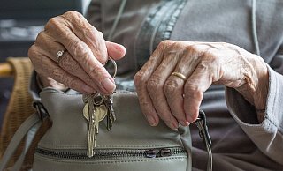 Seine perfideste Tat wurde dem Mann zum Verhängnis. - Symbolfoto Seine perfideste Tat wurde dem Mann zum Verhängnis. - Symbolfoto