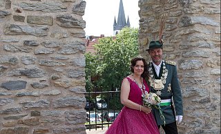 Frank und Nadine Täubert, das Königspaar von 2019, hängt noch einmal ein Jahr dran. - Fotostudio Lichtblitz Frank und Nadine Täubert, das Königspaar von 2019, hängt noch einmal ein Jahr dran. - Fotostudio Lichtblitz