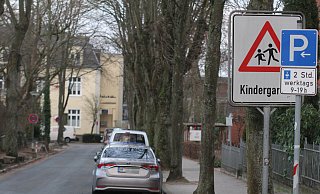 Der 22-Jährige hat offenbar am 2. Januar seine Wohnung in der Dr.-Louis-Lehmannstraße verlassen - bloß wohin? - Ulf Hanke Der 22-Jährige hat offenbar am 2. Januar seine Wohnung in der Dr.-Louis-Lehmannstraße verlassen - bloß wohin? - Ulf Hanke
