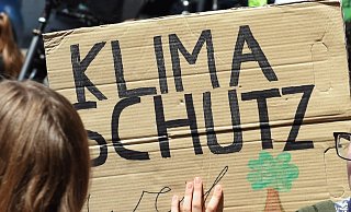 Eine Verbesserung des Klimaschutzes bewegt viele Menschen. - BARBARA FRANKE Eine Verbesserung des Klimaschutzes bewegt viele Menschen. - BARBARA FRANKE
