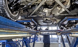 Vorwürfe gegen einen Bielefelder TÜV-Prüfer. - Symbolfoto Vorwürfe gegen einen Bielefelder TÜV-Prüfer. - Symbolfoto