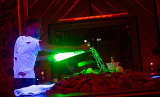 Eine eindrucksvolle Lightshow gehört immer dazu. - Deutscher Sauna-Bund Eine eindrucksvolle Lightshow gehört immer dazu. - Deutscher Sauna-Bund