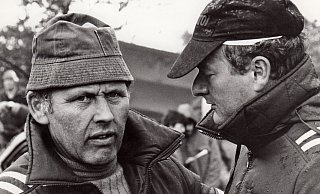 Gustav Vormbäumen (l.) holte die Rennsport-Stars in den Kreis Gütersloh. - Raimund Vornbäumen Gustav Vormbäumen (l.) holte die Rennsport-Stars in den Kreis Gütersloh. - Raimund Vornbäumen
