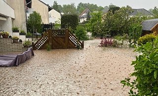 Die Feuerwehr musste zu vielen Überschwemmungen in Detmold ausrücken. - Feuerwehr Detmold Die Feuerwehr musste zu vielen Überschwemmungen in Detmold ausrücken. - Feuerwehr Detmold